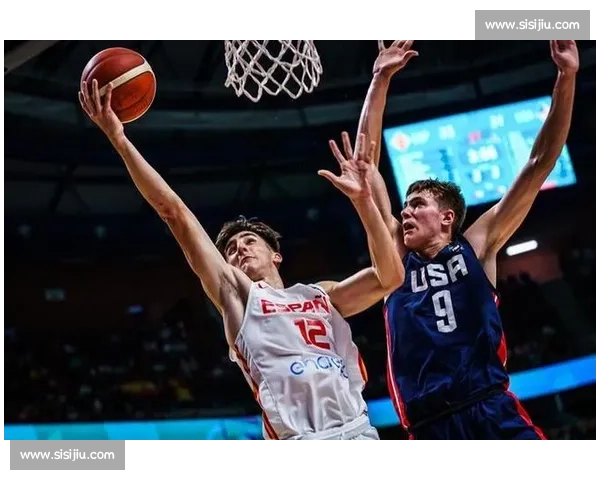 暴扣如雷！阿门・汤普森野球场碾压级统治力震撼全场