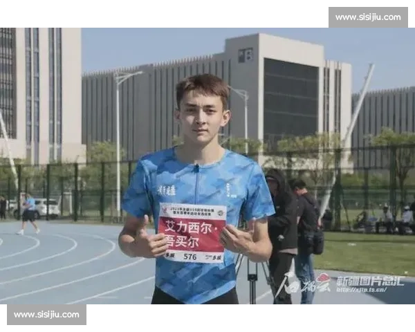 00 后新星 400 米狂飙破纪录！郑驰宇 45 秒 48 力压艾力西尔登顶国内第一